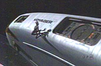 Druh 8472 na povrchu Voyageru